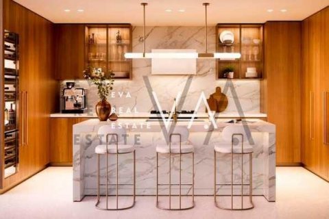 Apartment in Palm Jumeirah, Dubai, UAE 2 bedrooms, 125.88 sq.m. № 637855 - photo 6