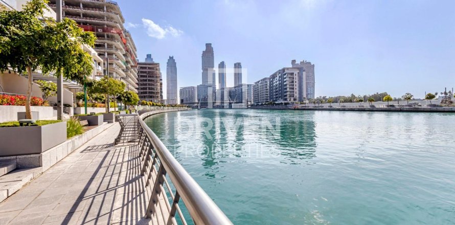 Apartman u gradu Al Wasl, Dubai, UAE 3 spavaće sobe, 290 m2 Br. 682892