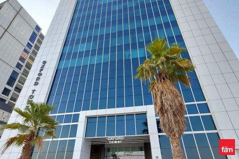 Dyqan në Business Bay, Dubai, Emiratet e Bashkuara Arabe 91.6 m2. № 631915 - Foto 9