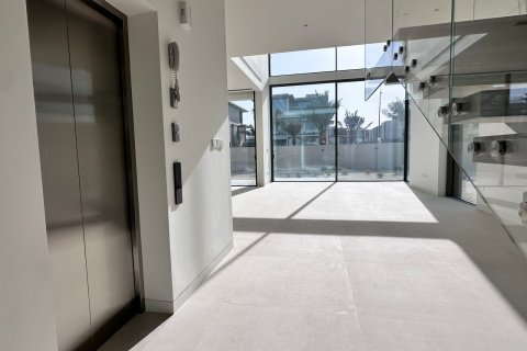 Villa Dubaijā, AAE 4 istabas, 472.59 m2 Nr. 750628 - attēls 20