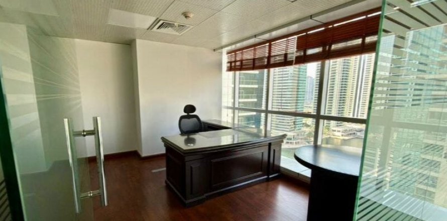 دفتر در Jumeirah Lake Towers، Dubai ، امارات متحده عربی 100 متر مربع.  شماره 721725