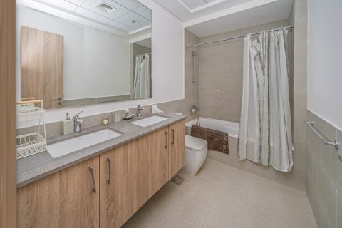 Apartmen di Town Square, Dubai, UAE 2 bilik tidur, 86 meter persegi № 705196 - foto 9