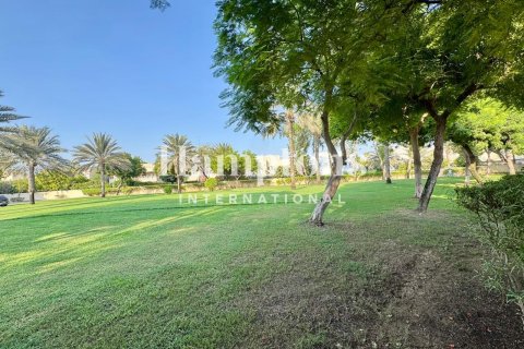 Apartment in DAMAC Hills (Akoya by DAMAC), Dubai, UAE 1 room, 37.81152100 sq.m. № 713131 - photo 8