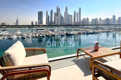Apartmen di Dubai Harbour, Dubai, UAE 1 bilik tidur, 114.64 meter persegi № 762645 - foto 1