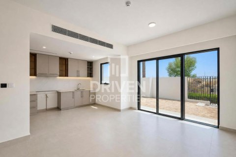 Rumah bandar di Arabian Ranches 3, Dubai, UAE 3 bilik tidur, 144.84 meter persegi № 762647 - foto 1