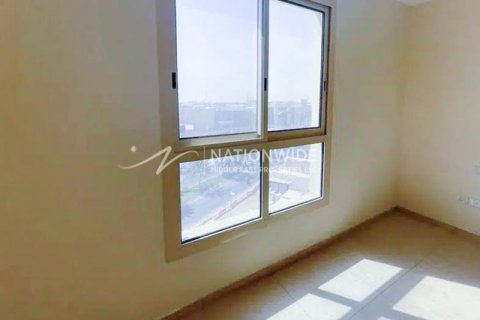 Apartment in Baniyas, Abu Dhabi, UAE 76.7 sq.m. № 256747 - photo 5
