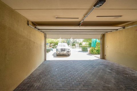 Vila u gradu Arabian Ranches, Dubai, UAE 3 spavaće sobe, 588 m2 Br. 643745 - Slika 13