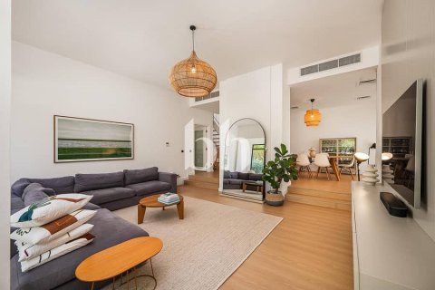 Vila u gradu Arabian Ranches, Dubai, UAE 3 spavaće sobe, 588 m2 Br. 643745 - Slika 1