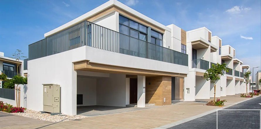 خانه شهری در Arabian Ranches 3، Dubai ، امارات متحده عربی 4 خوابه ، 177 متر مربع.  شماره 681074