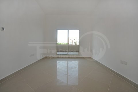 Al Reef, Abu Dhabi, BAE’de satılık daire 3 yatak odası, 197 m&sup2; No 731379 - fotoğraf 8