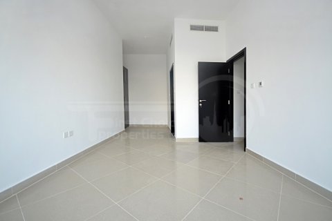 Al Reef, Abu Dhabi, BAE’de satılık daire 3 yatak odası, 197 m&sup2; No 731379 - fotoğraf 11