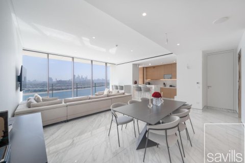 דירה ב Palm Jumeirah, Dubai, איחוד האמירויות 2 חדרי שינה, 205.78 מ