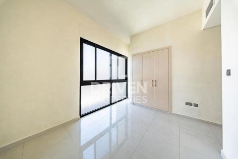 Radový dom v Dubai, SAE 3 spálne, 175.03 m2 č. 759539 - Fotografia 10