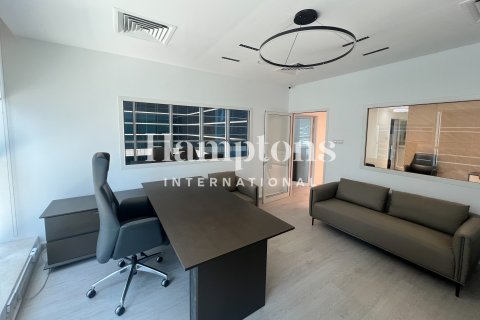 Office in Business Bay, Dubai, UAE 76.08755700 sq.m. № 721433 - photo 5