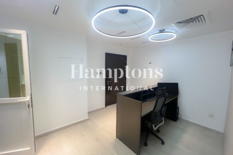 Office in Business Bay, Dubai, UAE 76.0876 sq.m. № 721433