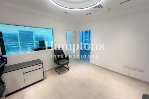 Office in Business Bay, Dubai, UAE 76.08755700 sq.m. № 721433 - photo 8