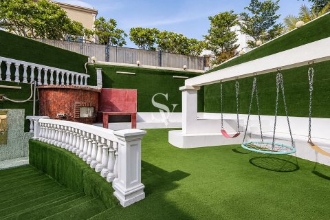 Villa til leje i Emirates Hills, Dubai, UAE 8 soveværelser, 1724 kvm № 721446 - foto 28