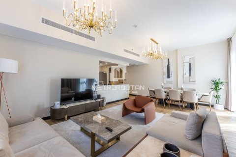 Διαμέρισμα σε Umm Suqeim, Dubai, ΗΑΕ 3 υπνοδωμάτια, 186 τ.μ. Αρ. 663365 - φωτογραφία 3