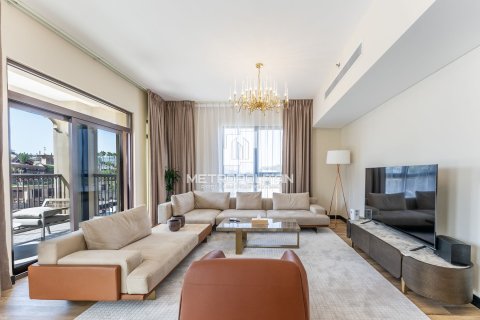 Διαμέρισμα σε Umm Suqeim, Dubai, ΗΑΕ 3 υπνοδωμάτια, 186 τ.μ. Αρ. 663365 - φωτογραφία 2