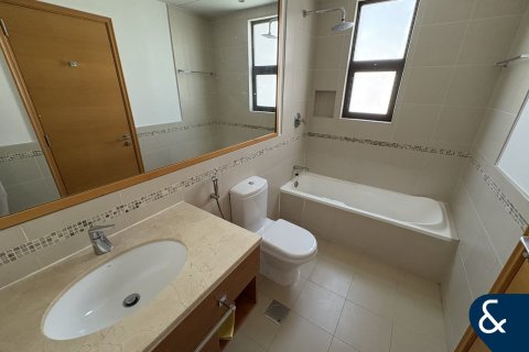 فيلا للإيجار في ريم، دبي، الإمارات العربية المتحدة 3 غرفة نوم ، 216 متر مربع ، رقم 668052 - صورة 8