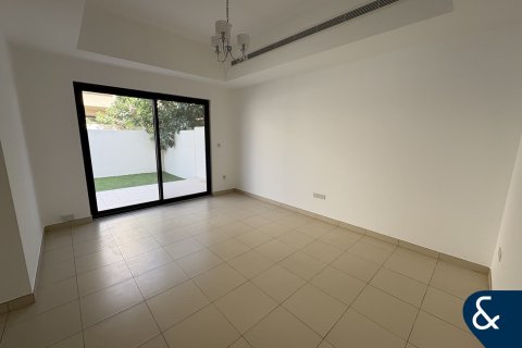 فيلا للإيجار في ريم، دبي، الإمارات العربية المتحدة 3 غرفة نوم ، 216 متر مربع ، رقم 668052 - صورة 3