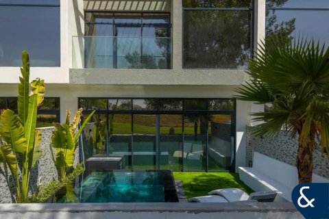 Kaupunkipientalo Jumeirah Golf Estates, Dubai, Arabiemiraatit 4 makuuhuonetta, 317 m2 № 668053 - kuva 1