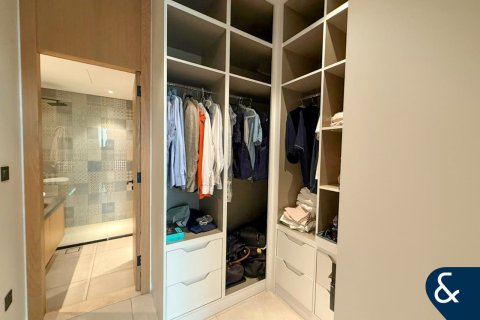 Kaupunkipientalo Jumeirah Golf Estates, Dubai, Arabiemiraatit 4 makuuhuonetta, 317 m2 № 668053 - kuva 12