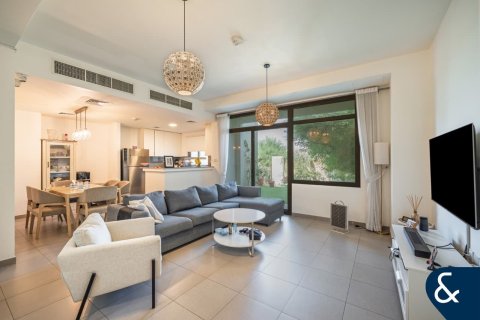 Casa urbana para arrendamento em Town Square, Dubai, EAU 3 quartos, 188 m2 № 668054 - foto 3