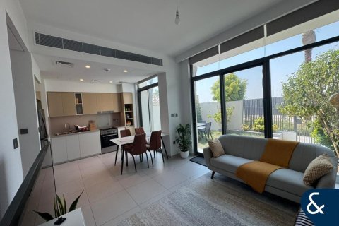 Villa en alquiler en Arabian Ranches 3, Dubai, EAU 3 dormitorios, 129 m2 № 668051 - foto 2