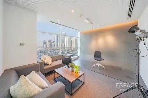 Biuro do wynajęcia w Jumeirah Lake Towers, Dubai, ZEA 221 mkw., nr 661195 - zdjęcie 7
