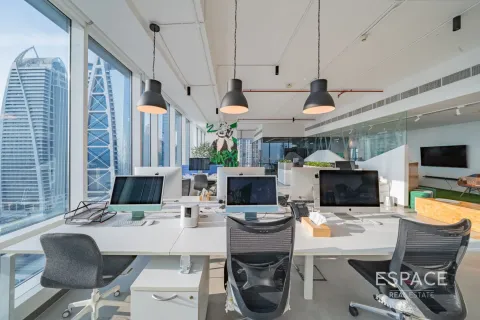 Biuro do wynajęcia w Jumeirah Lake Towers, Dubai, ZEA 221 mkw., nr 661195 - zdjęcie 10