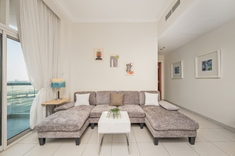 Apartment in Business Bay, Dubai, UAE 1 bedroom, 69.4 sq.m. № 748911 - photo 3