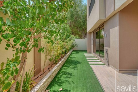 Townhouse sa Dubai Sports City, UAE 4 silid-tulugan, 388 sq.m. № 638047 - larawan 26