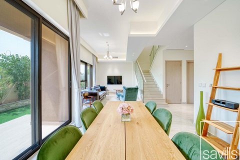 Townhouse sa Dubai Sports City, UAE 4 silid-tulugan, 388 sq.m. № 638047 - larawan 8