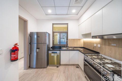 Māja Dubai Sports Cityjā, AAE 4 istabas, 208 m2 Nr. 638051 - attēls 3
