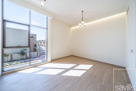 Māja Dubai Sports Cityjā, AAE 4 istabas, 208 m2 Nr. 638051 - attēls 11