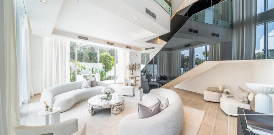 Māja Al Barari, Dubaijā, AAE 4 istabas, 459 m2 Nr. 680722