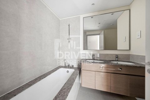 Lägenhet uthyres i Downtown Dubai (Downtown Burj Dubai), Dubai, UAE 2 sovrum, 101.64 kvm Nr. 745432 - fotografi 13