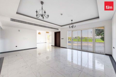 Villa itt: Dubai, EAE, 5 hálószoba, 606.9 m², azonosító: 687458 - fénykép 2