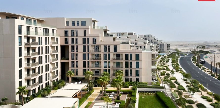 Apartment in Dubai, UAE 2 bedrooms, 137.8 sq.m. № 687462