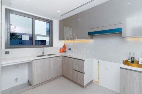 Villa til leje i Dubai, UAE 4 soveværelser, 316.8 kvm № 629715 - foto 4