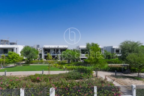 Villa para arrendamento em Dubai Hills Estate, Dubai, EAU 5 quartos, 444.1 m2 № 629714 - foto 1