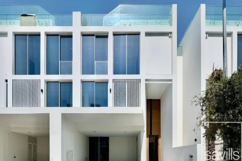 Villa til leie i Al Barari, Dubai, Emiratene 4 soverom, 180 kvm Nr. 681014 - Foto 4