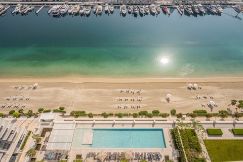 Apartment in Dubai Harbour, Dubai, UAE 3 bedrooms, 163.17 sq.m. № 750934 - photo 18