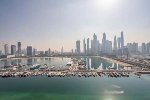Apartment in Dubai Harbour, Dubai, UAE 3 bedrooms, 163.17 sq.m. № 750934 - photo 17