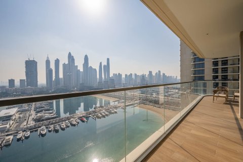 Apartment in Dubai Harbour, Dubai, UAE 3 bedrooms, 163.17 sq.m. № 750934 - photo 15