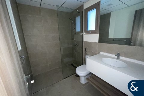 Appartement te huur in Business Bay, Dubai, VAE 2 slaapkamers, 123 vr.m., nr 667996 - foto 9