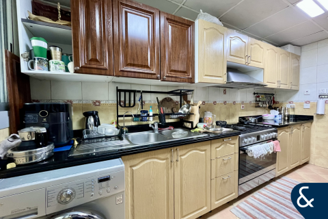 Apartment in Dubai Marina, Dubai, UAE 2 bedrooms, 139 sq.m. № 668001 - photo 8