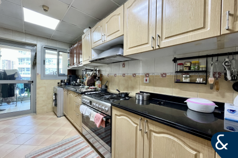 Apartment in Dubai Marina, Dubai, UAE 2 bedrooms, 139 sq.m. № 668001 - photo 6