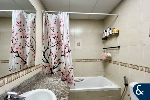 Apartment in Dubai Marina, Dubai, UAE 2 bedrooms, 139 sq.m. № 668001 - photo 14